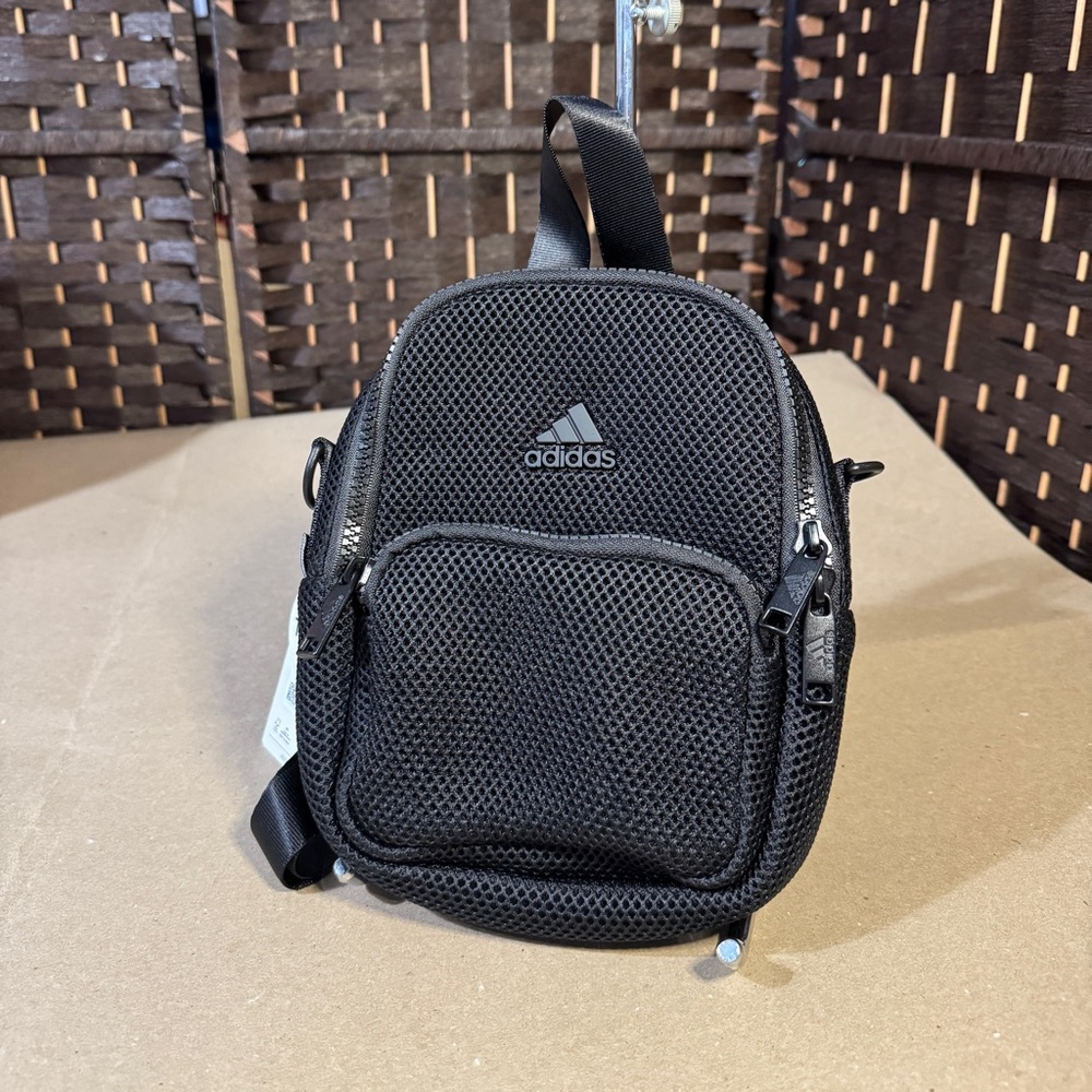 adidas Women's Airmesh Mini Backpack 029157